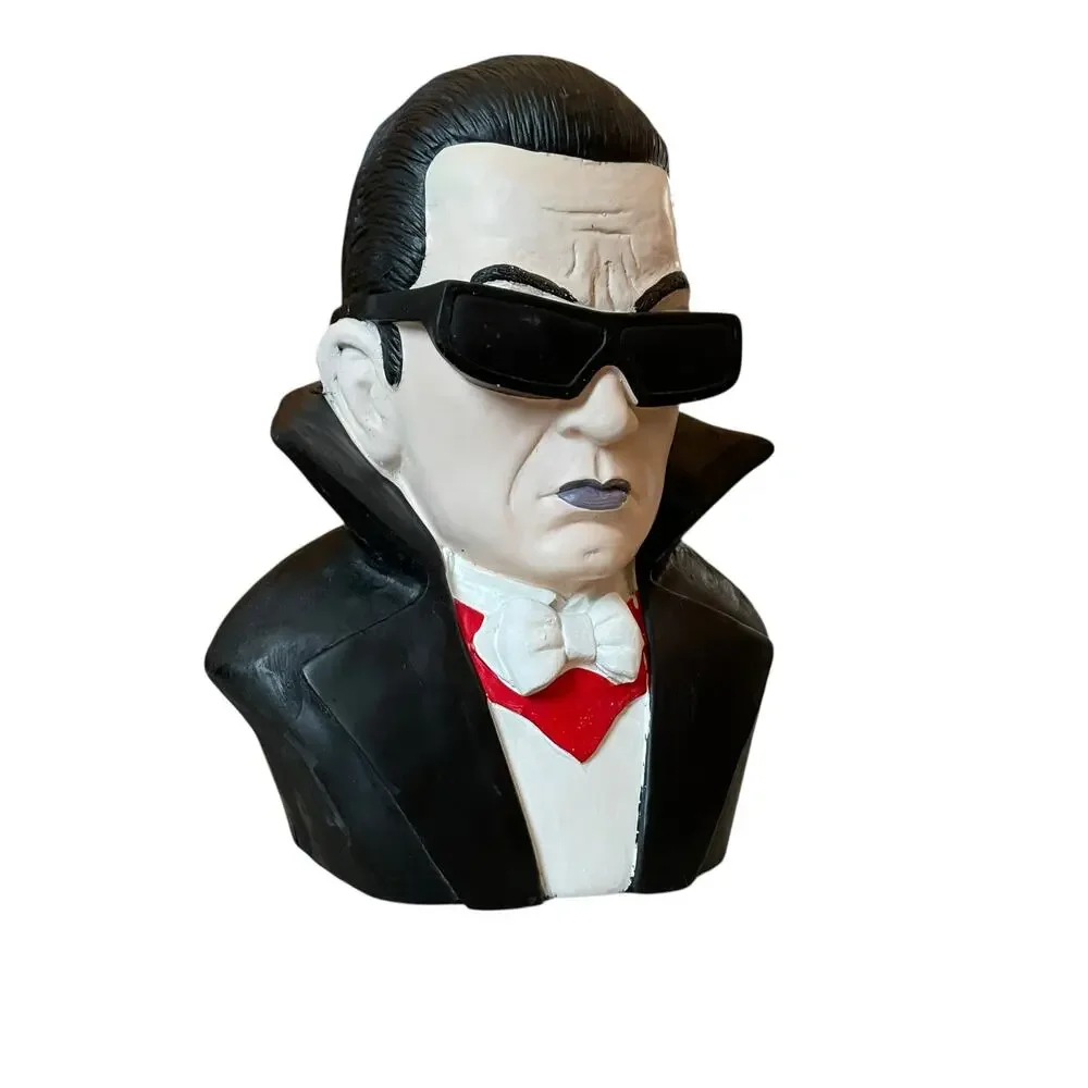 Midnight Fright Dracula Bust 16.5in Spooky Halloween Vampire Decor NEW